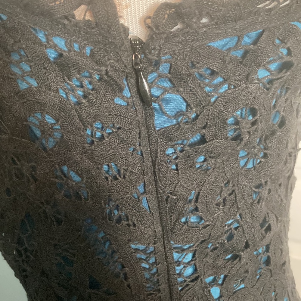 Betsy Johnson New York dress - Picture 8 of 9
